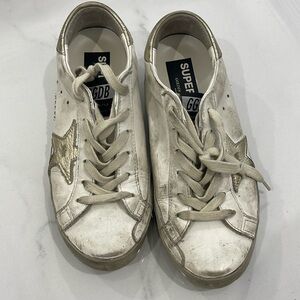 Selling size 38 golden goose shoes. Good condition.